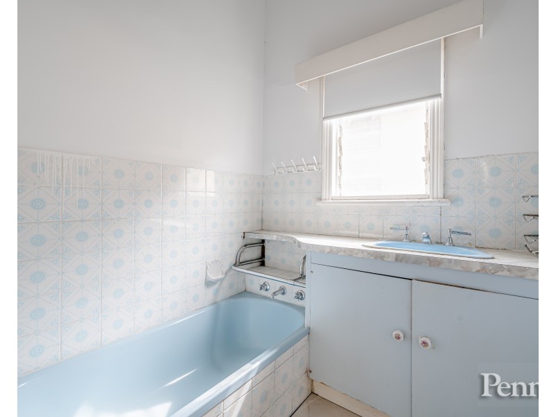 101 Holmes Road, Moonee Ponds VIC 3039