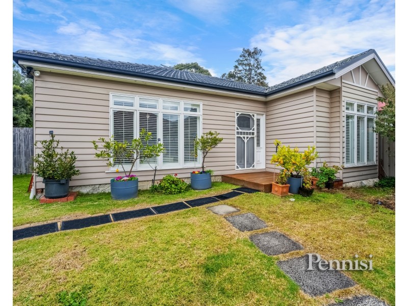 97a Mascoma Street, Strathmore VIC 3041