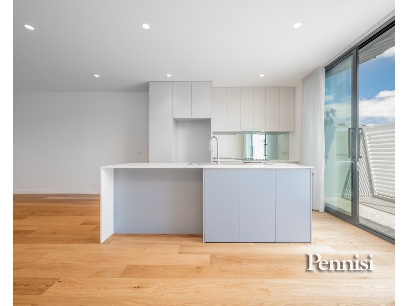2/15 Morton Street, Essendon VIC 3040