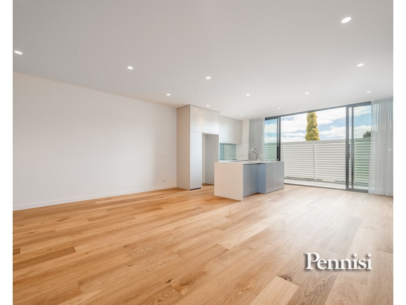 2/15 Morton Street, Essendon VIC 3040