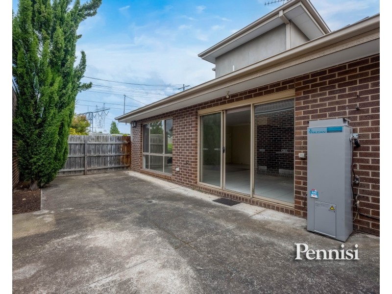 1/9 Tullamarina Avenue, Tullamarine VIC 3043