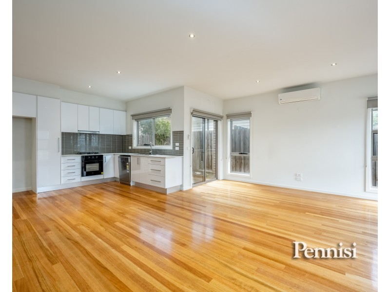 27 Langton Street, Glenroy VIC 3046