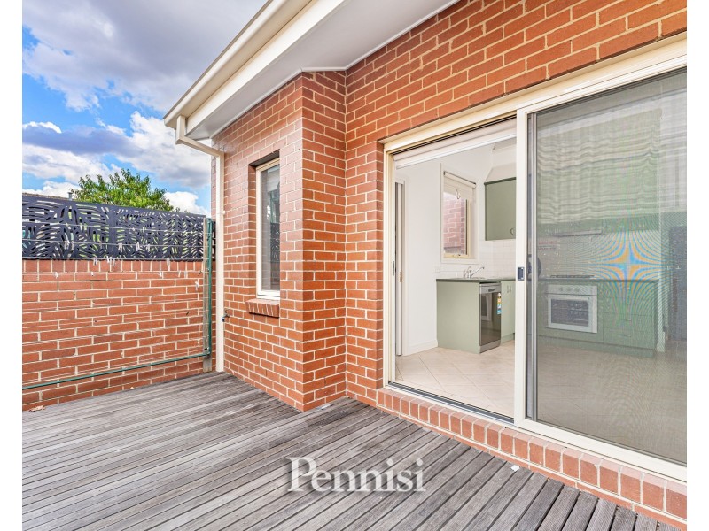 Rear 23 Woodland Street, Strathmore VIC 3041