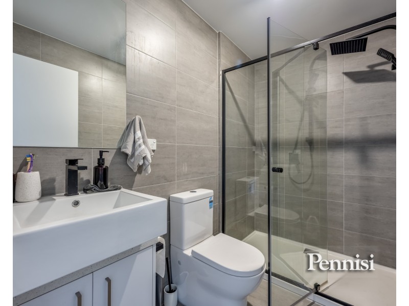 9/244 Pascoe Vale Road, Essendon VIC 3040