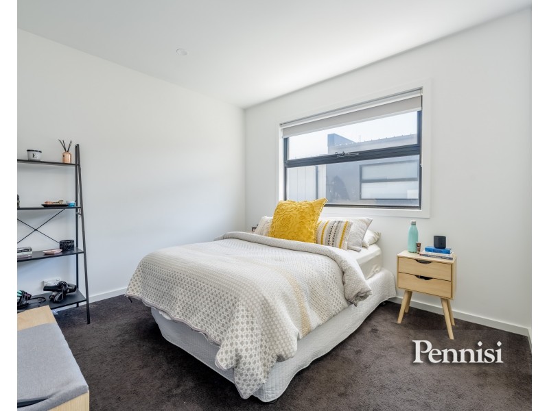 9/244 Pascoe Vale Road, Essendon VIC 3040