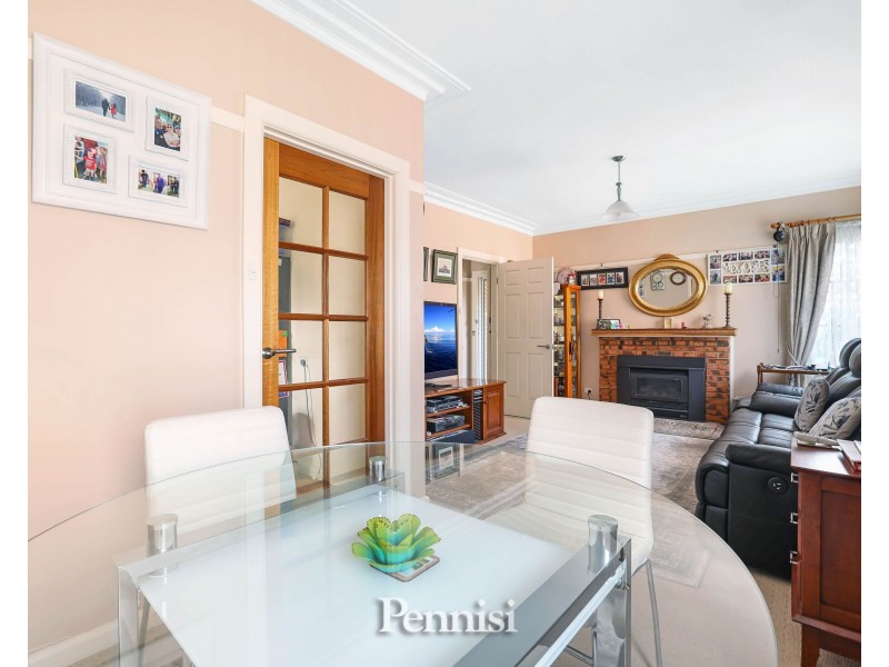 89 Deakin Street, Essendon VIC 3040