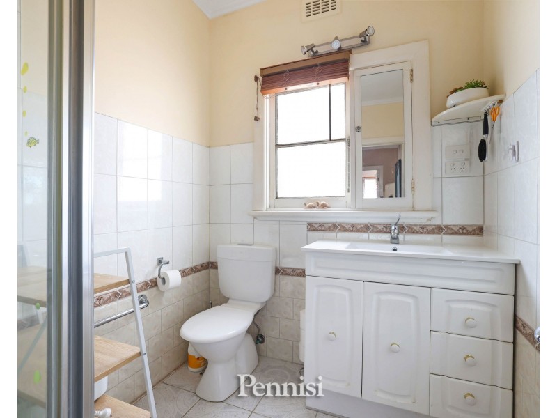 89 Deakin Street, Essendon VIC 3040