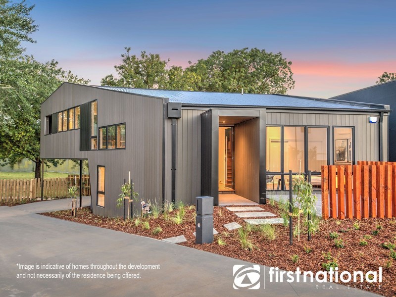 25/16 Harkaway Road, Berwick VIC 3806