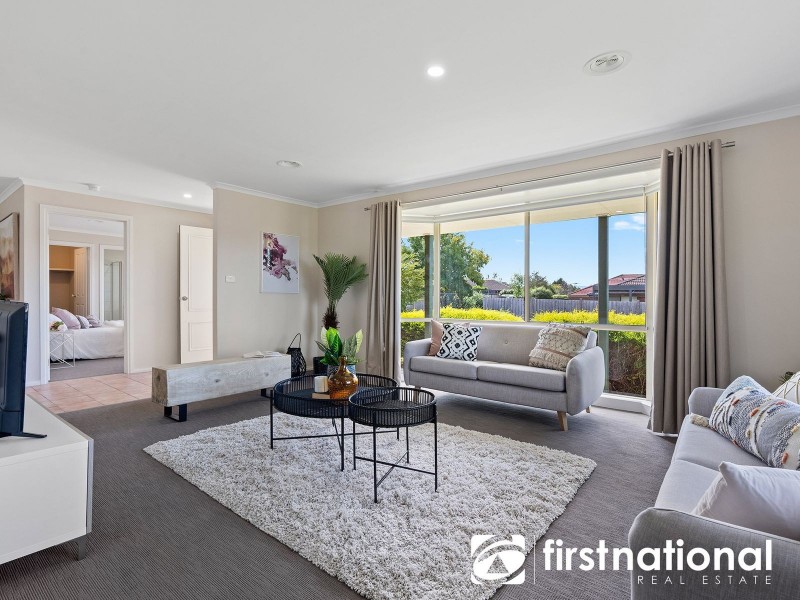 21 Strathaird Drive, Narre Warren South VIC 3805