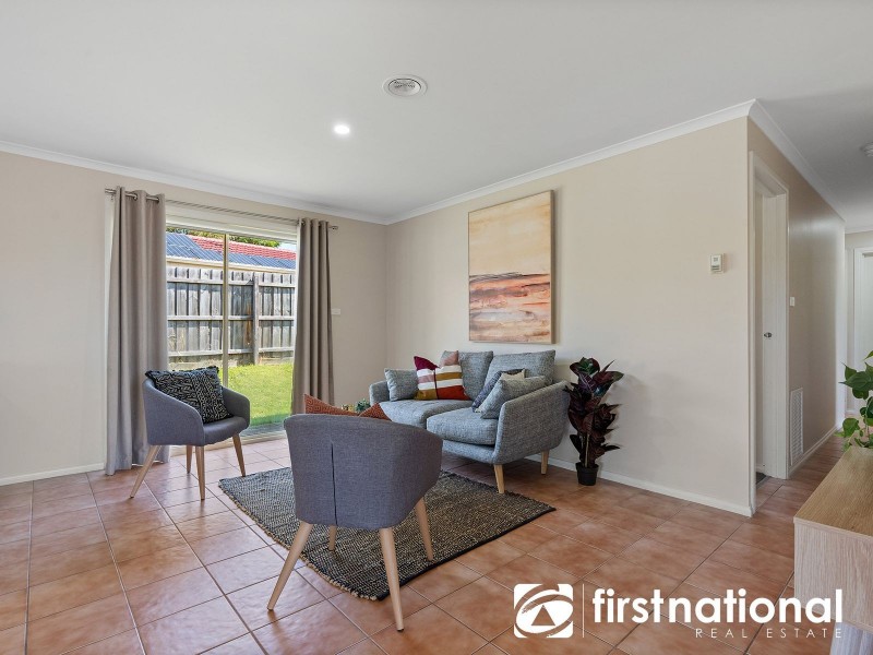 21 Strathaird Drive, Narre Warren South VIC 3805