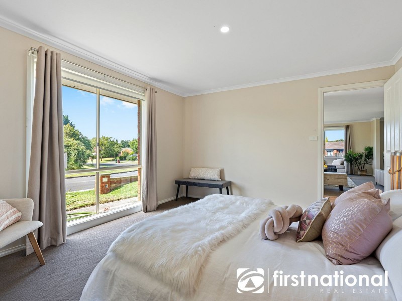 21 Strathaird Drive, Narre Warren South VIC 3805