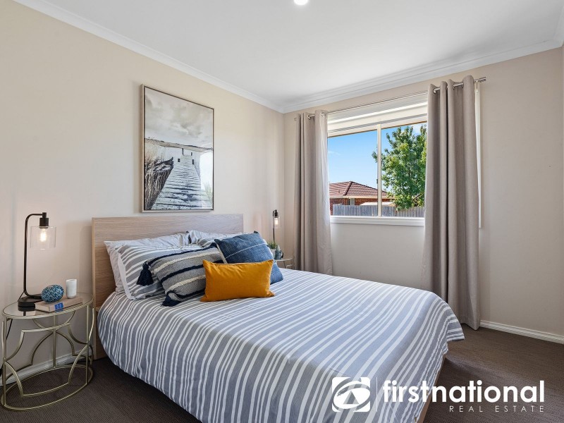 21 Strathaird Drive, Narre Warren South VIC 3805