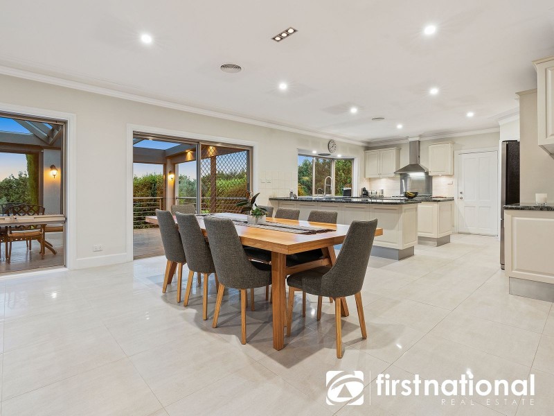 46 Hillsley Avenue, Narre Warren North VIC 3804