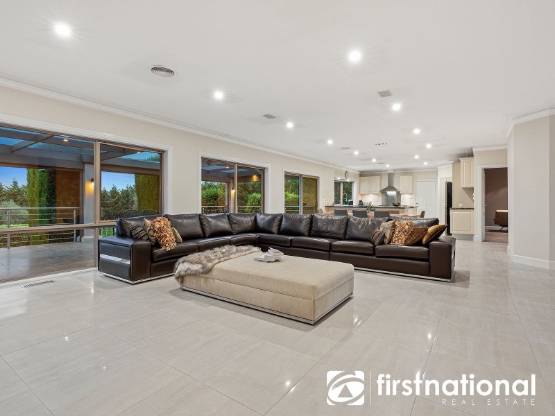 46 Hillsley Avenue, Narre Warren North VIC 3804