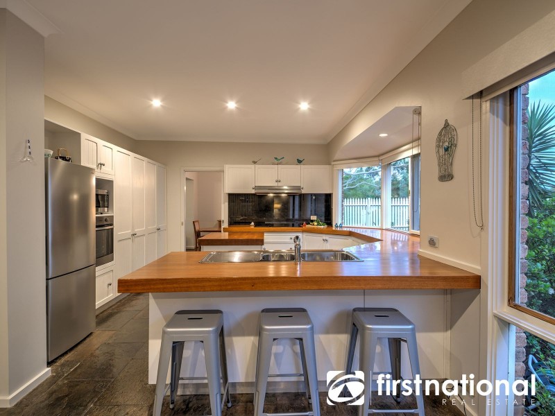 30 Christine Avenue, Berwick VIC 3806