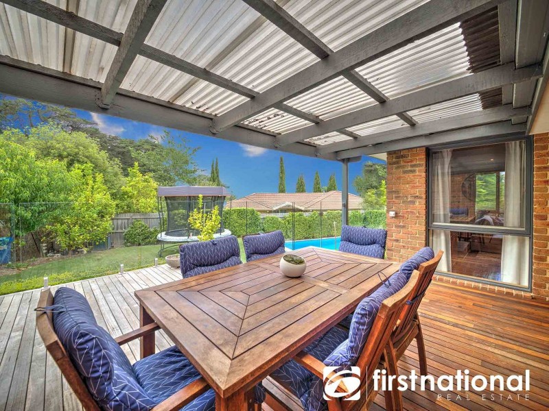 5 Mary Court, Berwick VIC 3806
