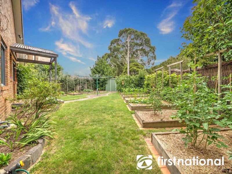 5 Mary Court, Berwick VIC 3806