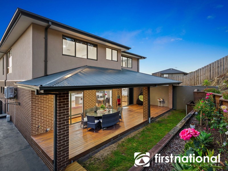31 Montbrae Circuit, Narre Warren North VIC 3804