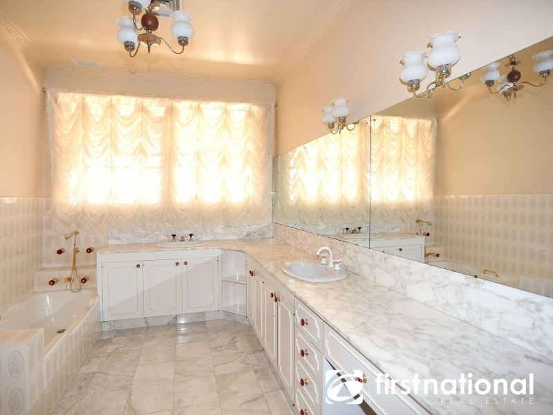 110 Clyde-Five Ways Road, Clyde VIC 3978