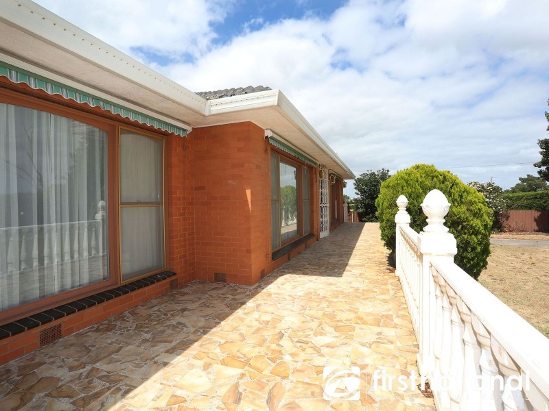 110 Clyde-Five Ways Road, Clyde VIC 3978