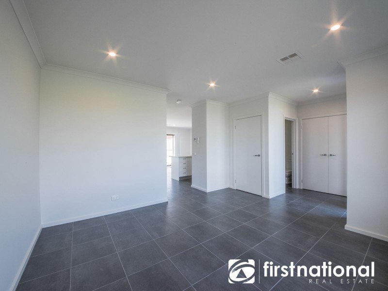 10 Todd Lane, Pakenham VIC 3810