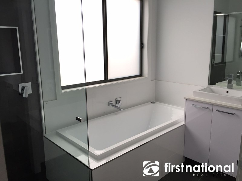 9 Hillwood Street, Clyde VIC 3978