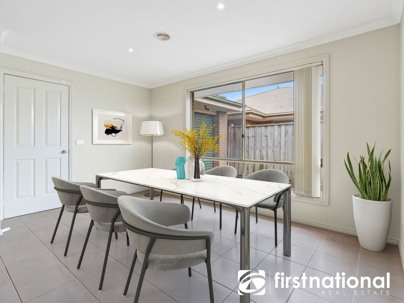 20 McCallum Drive, Cranbourne East VIC 3977