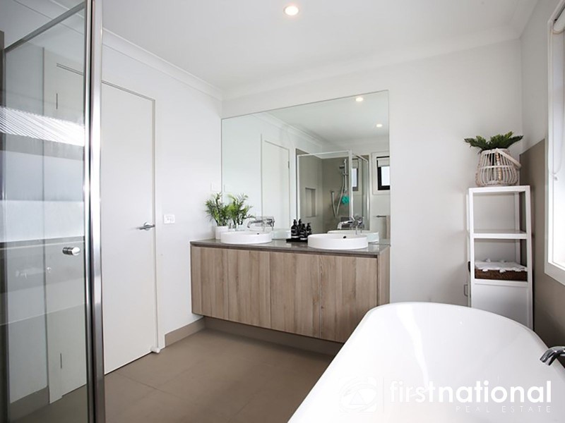 3 Timbertop Boulevard, Officer VIC 3809