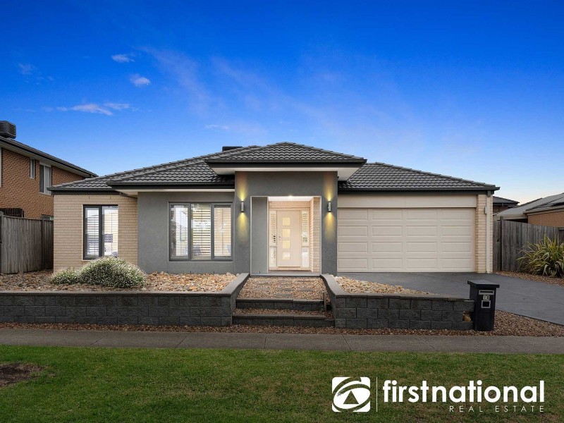 14 Bernly Boulevard, Berwick VIC 3806