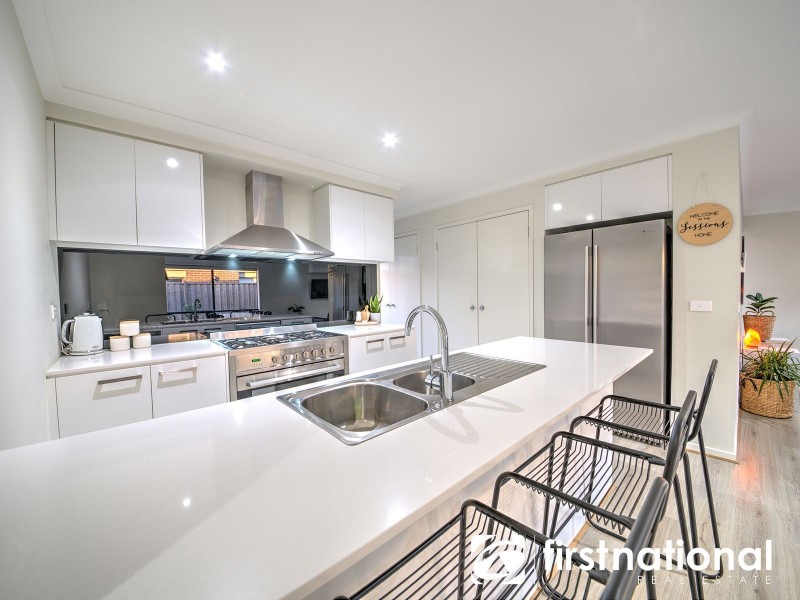 31 Bellman Avenue, Clyde VIC 3978