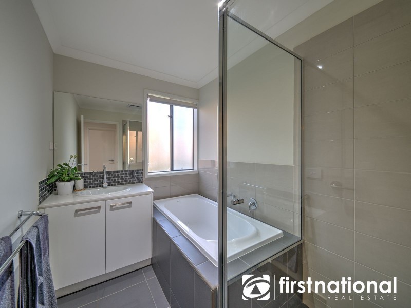 31 Bellman Avenue, Clyde VIC 3978