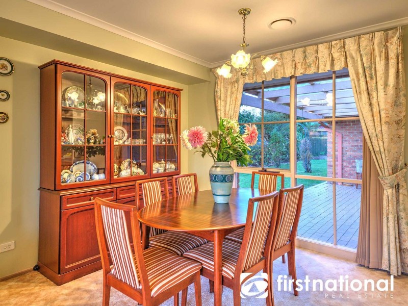 31 St Boswells Avenue, Berwick VIC 3806