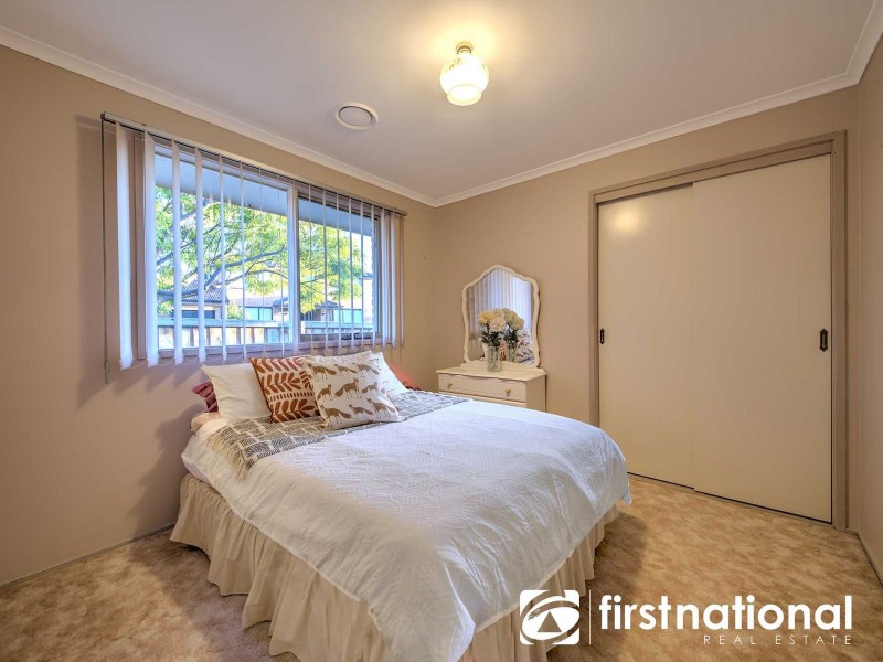 31 St Boswells Avenue, Berwick VIC 3806