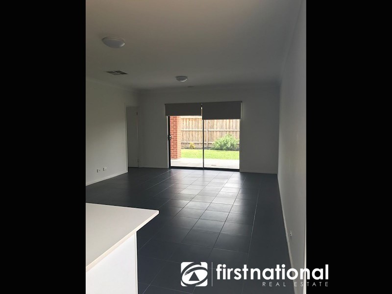 9 Manhattan Drive, Officer VIC 3809