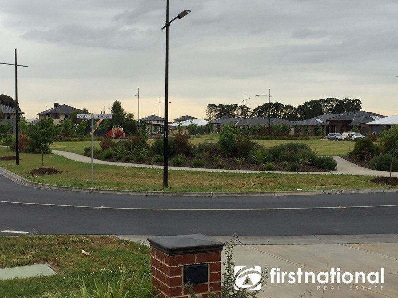 9 Manhattan Drive, Officer VIC 3809