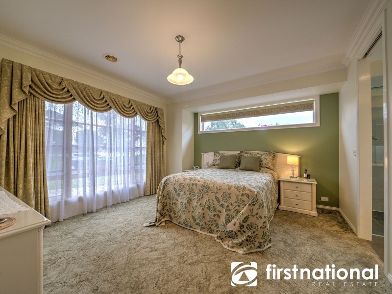 2 The Quays, Narre Warren South VIC 3805