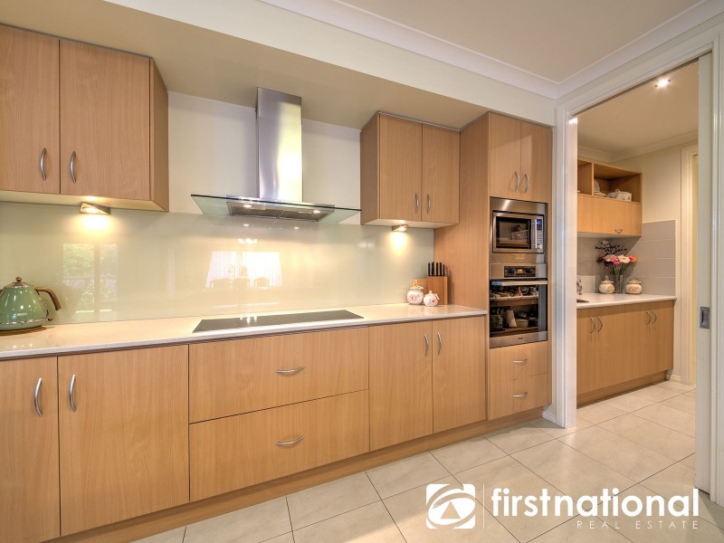 2 The Quays, Narre Warren South VIC 3805