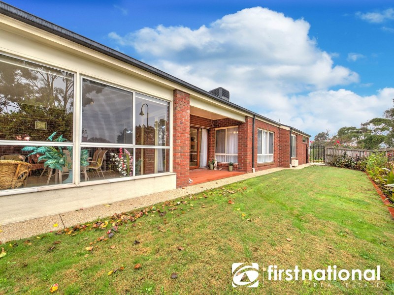2 The Quays, Narre Warren South VIC 3805