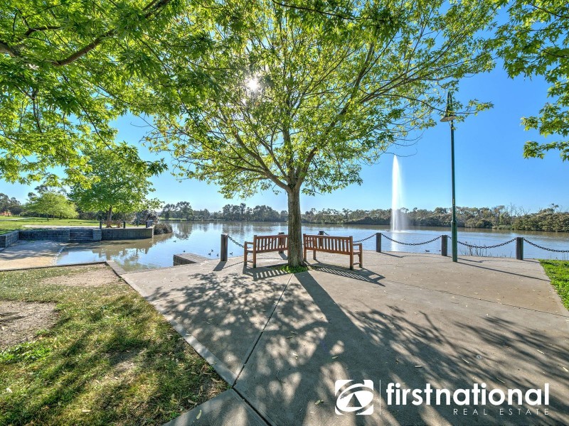 2 The Quays, Narre Warren South VIC 3805