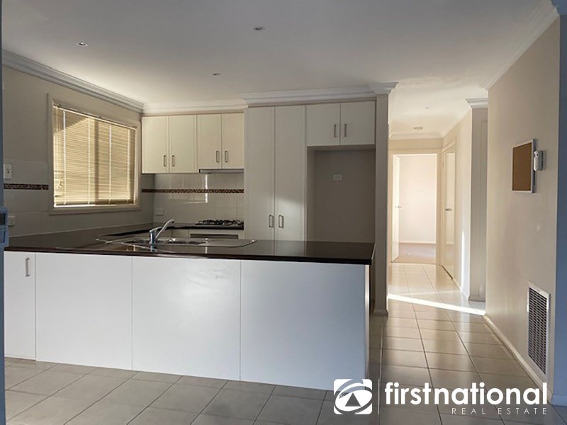 4/8 Jamieson Court, Pakenham VIC 3810