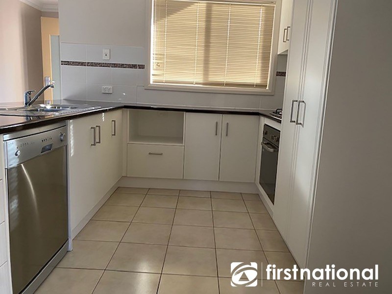 4/8 Jamieson Court, Pakenham VIC 3810