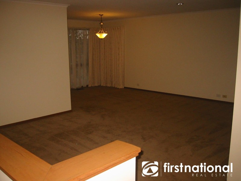 10 Van Der Haar Avenue, Berwick VIC 3806