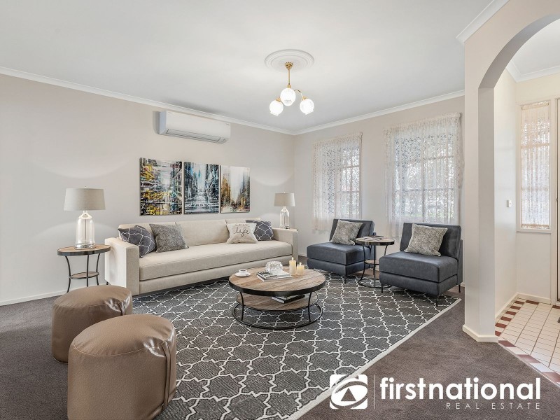 8 Emma Court, Berwick VIC 3806