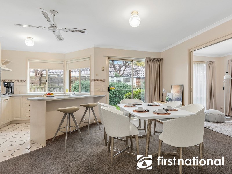 8 Emma Court, Berwick VIC 3806