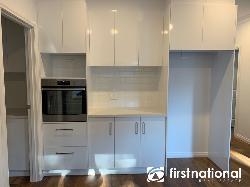 2/47 Elgin Street, Berwick VIC 3806