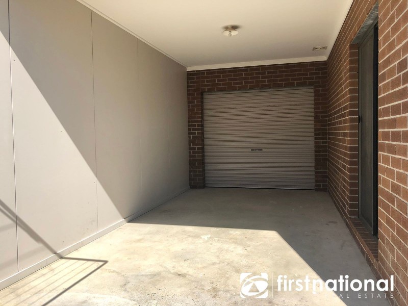 13/180 Henry Road, Pakenham VIC 3810