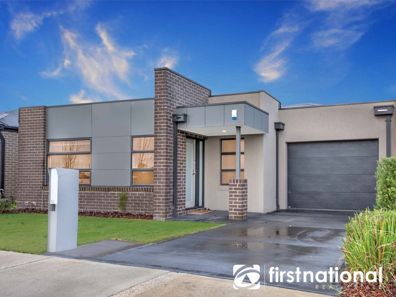 10 Barbara Avenue, Officer VIC 3809