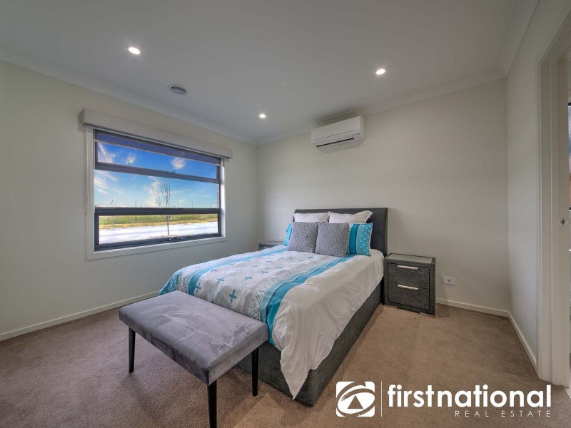 10 Barbara Avenue, Officer VIC 3809