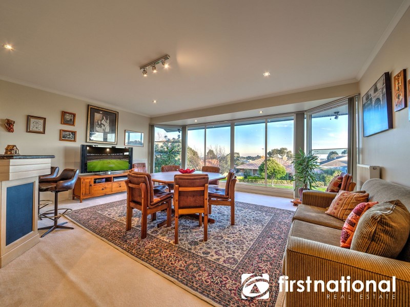 26 Edrington Park Drive, Berwick VIC 3806