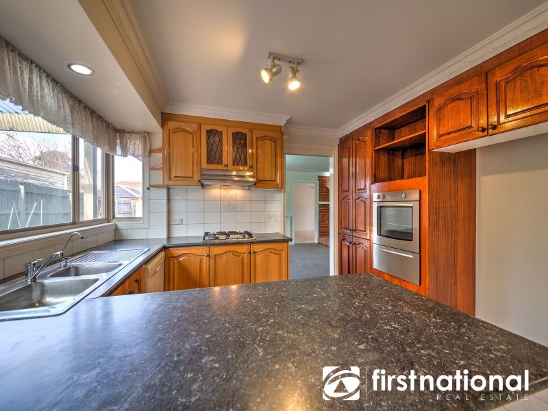 19 Millgrove Way, Berwick VIC 3806